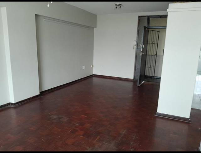 1 BEDROOM PROPERTY TO RENT IN NORTH BEACH